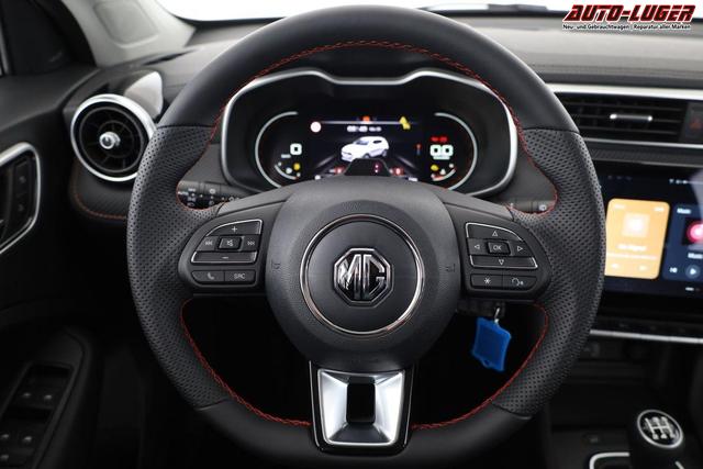 MG ZS 1.5 Luxury, Leder, Navi, 360° Kamera, Sitzheizung, LED 
