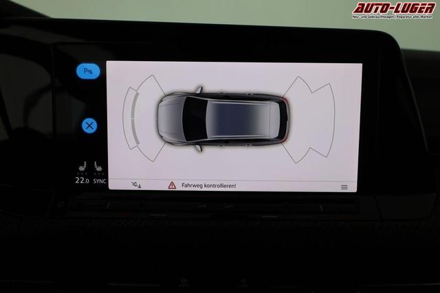 Volkswagen Golf R-Line VIII Variant 1.5 TSI R-LINE, AHK, Navi, LED, Winter, 17-Zoll 