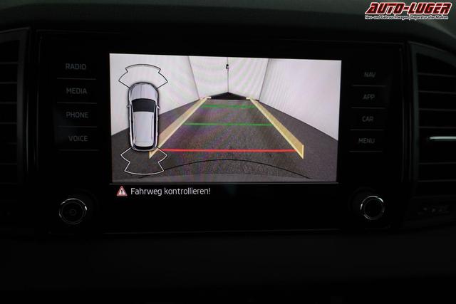 Skoda Karoq Sportline 2.0 TDI DSG Sportline, AHK, Matrix, Teilleder, 5 J.-Garantie 