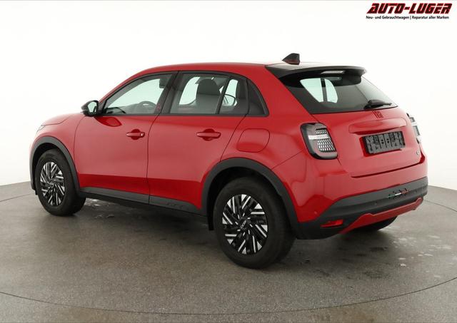 Fiat 600e 115 kW Red 115kWh, LED, APP-Connenct, 1-Hand 