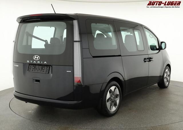 Hyundai Staria Style Premium Tour 2.2 CRDi AWD AT Premium, 9-Sitzer, Pano, Navi, AreaView, Side, Winter 