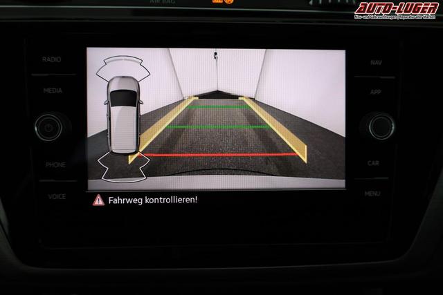 Volkswagen Touran Comfortline BMT/Start-Stopp 1.5 TSI DSG Comfortline, 7-Sitzer, AHK, Navi, Kamera, Side, Winter, 3 J.-Garantie 