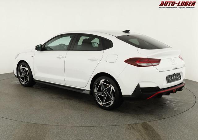 Hyundai i30 N Line 1.5 T-GDI DCT Fastback N-LINE, Navi, 18-Zoll, Kamera, LED, Winter 