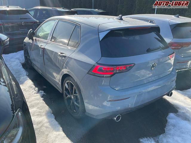 Volkswagen Golf 2.0 TSI 195 kW GTI VIII DSG Black Style, Pano, Navi, Side, Matrix, AreaView, Winter, 19-Zoll 