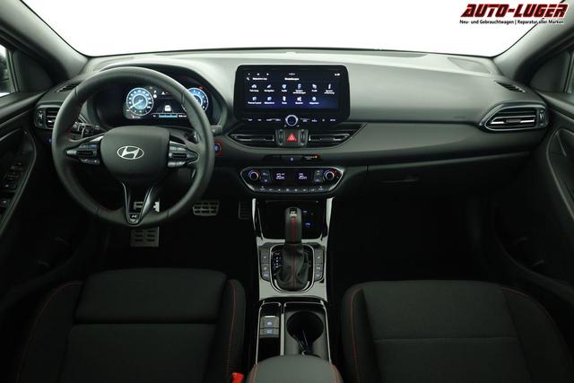 Hyundai i30 N Line 1.5 T-GDI DCT Fastback N-LINE, Navi, 18-Zoll, Kamera, LED, Winter 