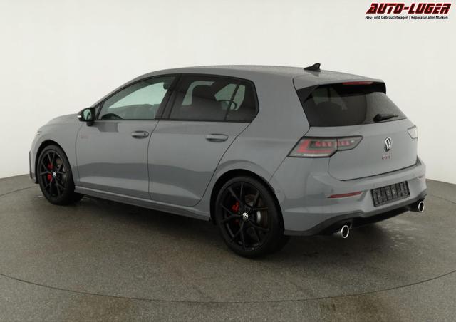 Volkswagen Golf 2.0 TSI 195 kW GTI VIII DSG Black Style, Pano, Navi, Side, Matrix, AreaView, Winter, 19-Zoll 