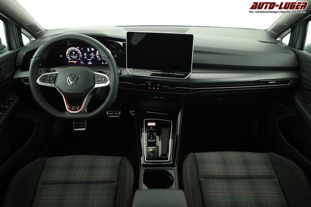 Volkswagen Golf 2.0 TSI 195 kW GTI VIII DSG Black Style, Pano, Navi, Side, Matrix, AreaView, Winter, 19-Zoll 