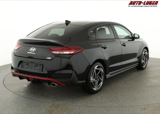 Hyundai i30 N Line 1.5 T-GDI DCT Fastback N-LINE, Navi, 18-Zoll, Kamera, LED, Winter 