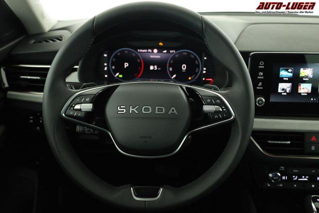 Skoda Kamiq Selection 1.0 TSI DSG 130 Jahre, LED, Side, ACC, Kamera, el. Klappe, Winter, 17-Zoll 