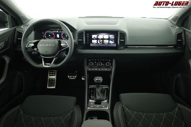 Skoda Karoq Sportline 1.5 TSI DSG Sportline, AHK, Navi, CANTON, Matrix, AreaView, Side, Kamera, el. Klappe, FS-beheizbar 