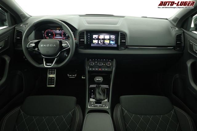 Skoda Karoq Sportline 1.5 TSI DSG Sportline, Pano, AHK, Navi, Matrix, AreaView, Side, FS-beheizbar, Winter, 19-Zoll 