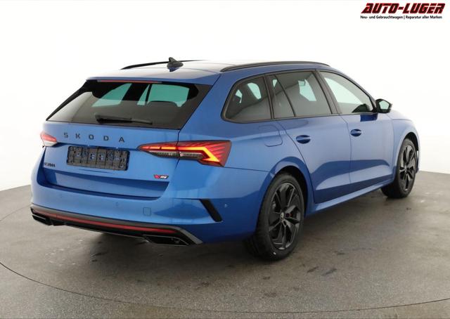 Skoda Octavia Combi 2.0 TSI 195 kW RS DSG, Pano, Standheizung, AHK, Navi, Matrix, Canton, Side, Winter, 5 J.-Garantie 
