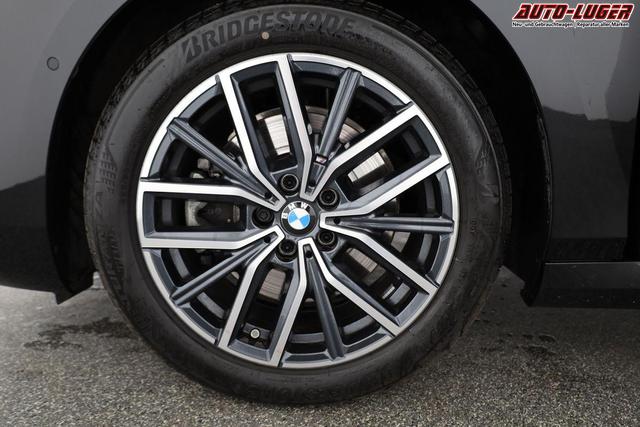 BMW 2er Active Tourer 223 i M Sport 223i Mild Hybrid Automatik, HarmanKardon, LED, HUD, Pano, Leder, 1. Hand 