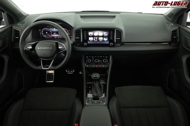 Skoda Karoq Sportline 1.5 TSI DSG Sportline, AHK, Navi, Matrix, Side, el. Klappe, Winter, 5 J.-Garantie 