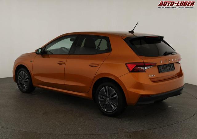 Skoda Fabia Tour 1.0 TSI DSG Tour, LED, Kamera, ACC, Winter, 1. Hand 