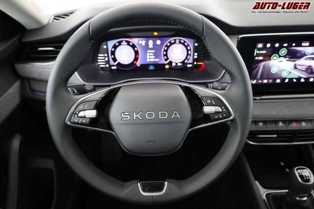 Skoda Octavia Combi 1.5 TSI 110 kW Selection Selection, AHK, LED, Side, ACC, Kamera, 17-Zoll 