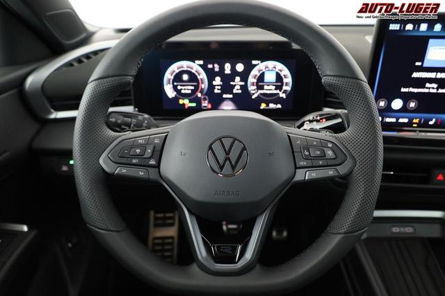 Volkswagen T-Roc 1.5 eTSI 110 kW R-Line DSG Black, AHK, IQ.Light, Kamera, el. Klappe, 19-Zoll 