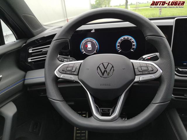 Volkswagen Tiguan 2.0 TDI 110 kW R-Line DSG Head Up Black 360 AHK 