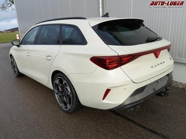 Cupra Leon Sportstourer 2.0 TSI 245 kW 4Drive VZ Kombi 2.0TSI DSG 4x4 ABT AHK GV5 LED el. Hk 