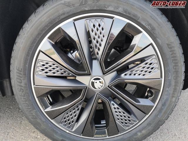 Skoda Karoq Sportline 2.0TDI DSG 4x4 AHK Matrix Navi ACC 