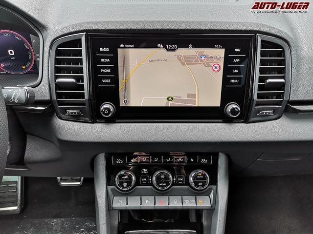 Skoda Karoq Sportline 2.0TDI DSG 4x4 AHK Matrix Leder 19 Zoll 