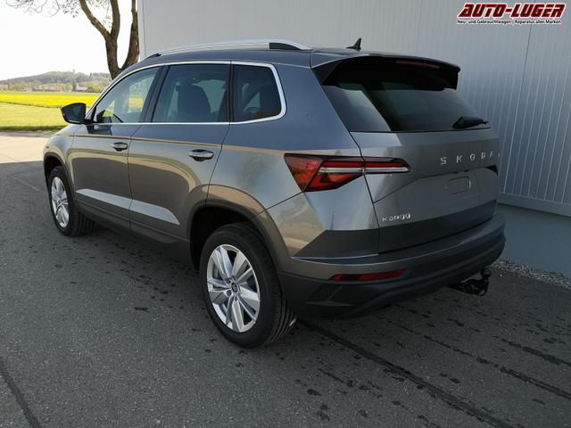 Skoda Karoq Selection 1.5 TSI DSG GV5 AHK 17 Ladeb 
