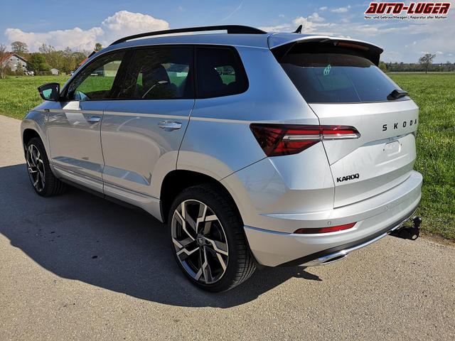 Skoda Karoq Sportline 2.0TDI DSG 4x4 AHK Matrix Pano Sound Leder 19 Zoll 