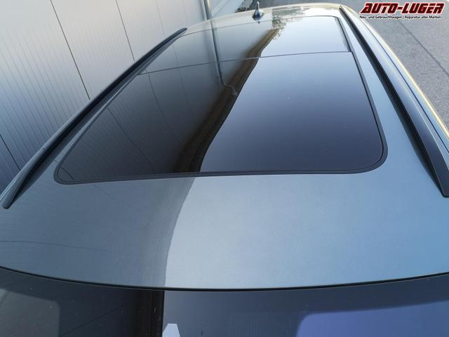 Skoda Octavia Combi 2.0 TSI 195 kW RS Kombi 2.0TSI Pano Matrix Area AHK Sound GV5 