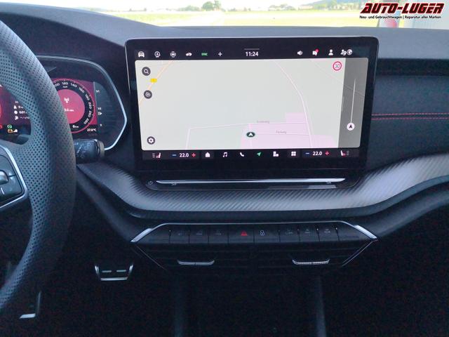 Skoda Octavia Combi 2.0 TSI 195 kW RS Kombi 2.0TSI Pano Matrix Area AHK Sound GV5 