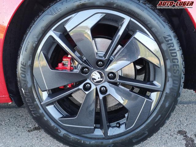 Skoda Octavia Combi 2.0 TSI 195 kW RS Kombi ABT 2.0TSI Pano Matrix Area AHK Sound GV5 