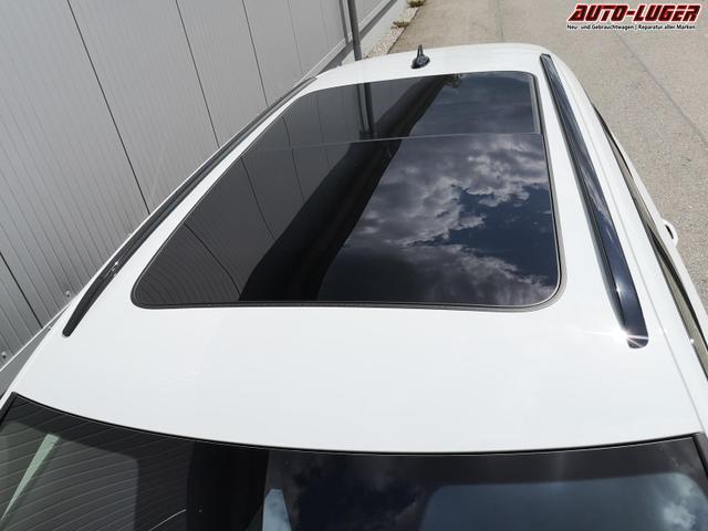 Skoda Octavia Combi 2.0 TSI 195 kW RS Kombi 2.0TSI Pano Matrix Area AHK Sound GV5 