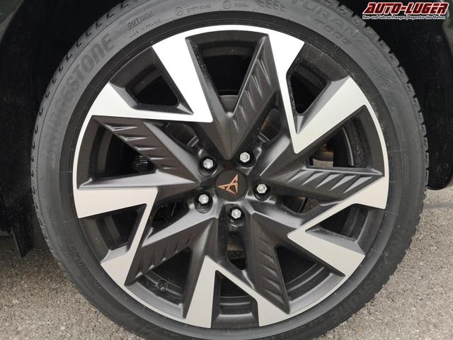 Cupra Formentor VZ 2.0 TSI 245 kW 4Drive 2.0TSI DSG AHK GV5 Navi Matrix Pano Sound 