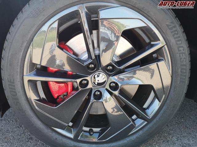 Skoda Octavia Combi 2.0 TSI 195 kW RS Kombi ABT 2.0TSI Pano Matrix Area AHK Sound GV5 