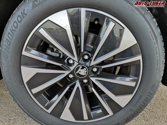 Skoda Superb Combi 2.0 TDI 142kW 4x4 Selection DSG AHK 360 Head Up 