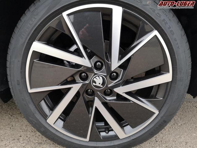 Skoda Octavia Combi 2.0 TDI 110 kW Sportline Kombi DSG Matrix AHK Navi ACC el. Hk 18 Zoll 