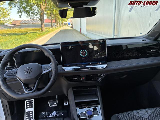 Volkswagen Tiguan 2.0 TDI 110 kW R-Line DSG Head Up Black 360 AHK 