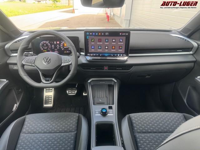 Volkswagen T-Roc 1.5 eTSI 110 kW R-Line Pano Black GV5 19 Zoll 
