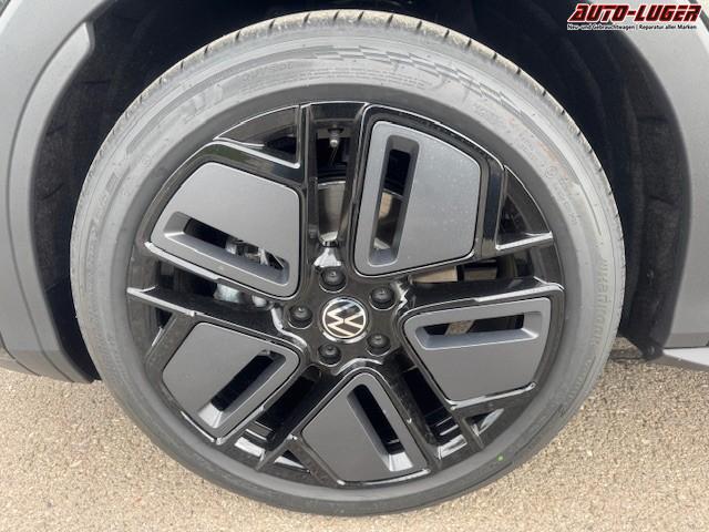 Volkswagen T-Roc 1.5 eTSI 110 kW R-Line Pano Black GV5 19 Zoll 