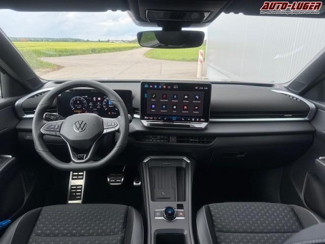 Volkswagen T-Roc 1.5 eTSI 110 kW R-Line Pano Black GV5 19 Zoll 