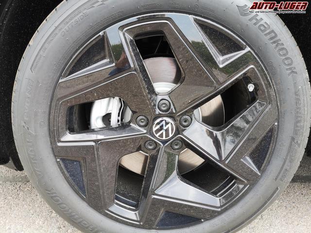 Volkswagen Tiguan 2.0 TDI 110 kW R-Line DSG Head Up Black 360 AHK 