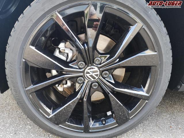 Volkswagen T-Roc Style 1.5TSI DSG AHK ACC Kam el. HK 