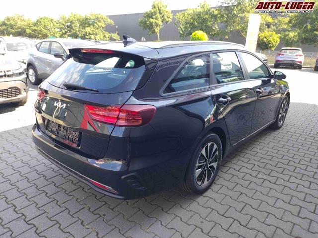 Kia Ceed Sportswagon Gold SW 1.5 GOLD*Navi*Shzg*Lhzg*PDC*Cam*16Zoll* 