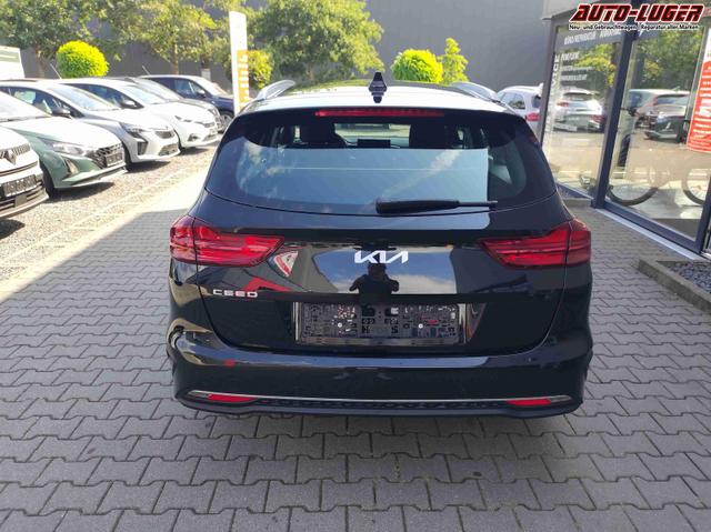 Kia Ceed Sportswagon Gold SW 1.5 GOLD*Navi*Shzg*Lhzg*PDC*Cam*16Zoll* 