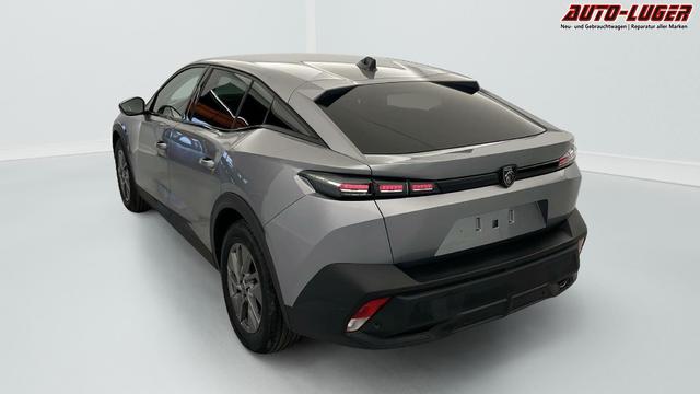 Peugeot 408 Hybrid 136 e-DCS6 Allure 