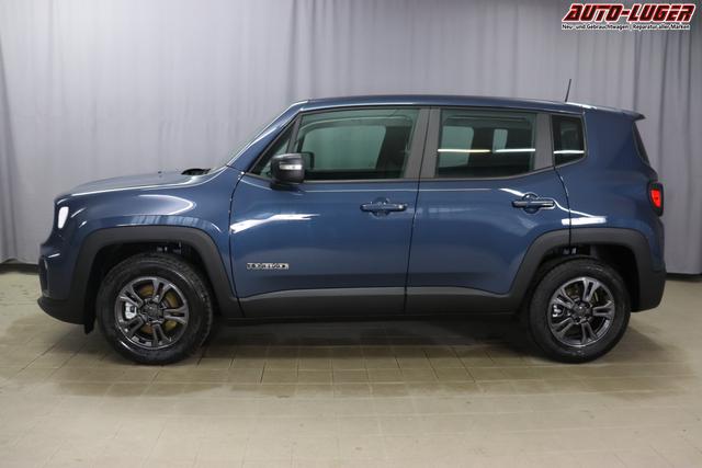 Jeep Renegade 1.5 T4 DCT7 e-Hybrid Longitude 1469 96 kW435 Blue Shade 015 Stoff Schwarz "61P Blue Shade Metallic Business-Paket Longitude: Uconnect Smartouch 8.4 mit 8,4""-Touchscreen, Navigationssystem, Bluetooth, AUX-IN-und USB sowie DAB, Apple CarPlay&Android Auto und LIVE Services, Fahrersitz mit elektr. Lordosenstütze 2-fach verstellbar"