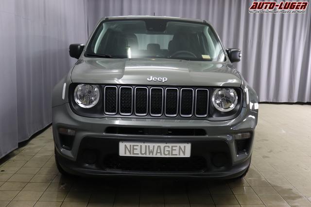 Jeep Renegade 1.5 T4 DCT7 e-Hybrid Longitude 503 Sting Grey 015 Stoff Schwarz "8CZ Sting Grey Business-Paket Longitude: Uconnect Smartouch 8.4 mit 8,4""-Touchscreen, Navigationssystem, Bluetooth, AUX-IN-und USB sowie DAB, Apple CarPlay&Android Auto und LIVE Services, Fahrersitz mit elektr. Lordosenstütze 2-fach verstellbar" 1469 96 kW