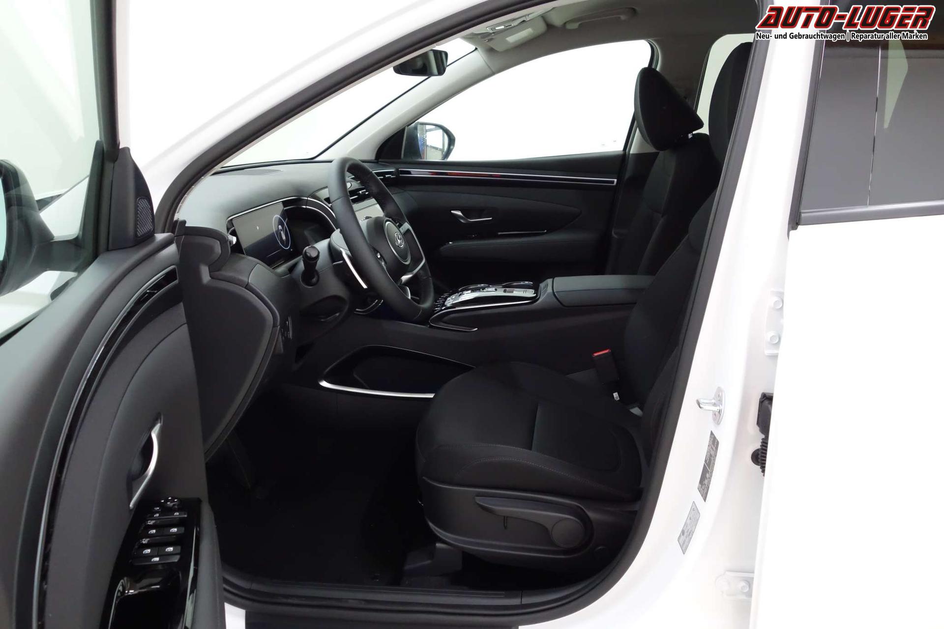 Hyundai TUCSON Trend Line 1.6 T-GDi HEV 4WD AT 110kW Smart Sense+ Paket,  Winter-Paket, Klimaautomatik, 10,25 Navigationssystem, Parksensoren vorne  und hinten, LED Licht, Kurvenlicht, 17 Zoll Leichtmetallfelgen, uvm.  Lagerfahrzeug Benzin Autom. 6-Gang