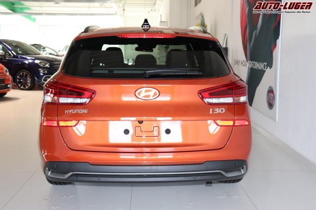 Hyundai i30 GO+ 1.0 TGDi DCT 73 kW (100 PS) Navigationssystem, Radio, DAB, Android Auto, Apple CarPlay, 2-Zonen-Klimaautomatik, Lenkradheizung, Sitzheizung, Induktionsladen des Smartphones, 17" Leichtmetallfelgen, uvm. 
