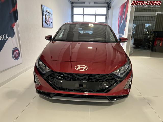 Hyundai i 20 1,0 T GDI 100 PS Family Dragon Red Perl