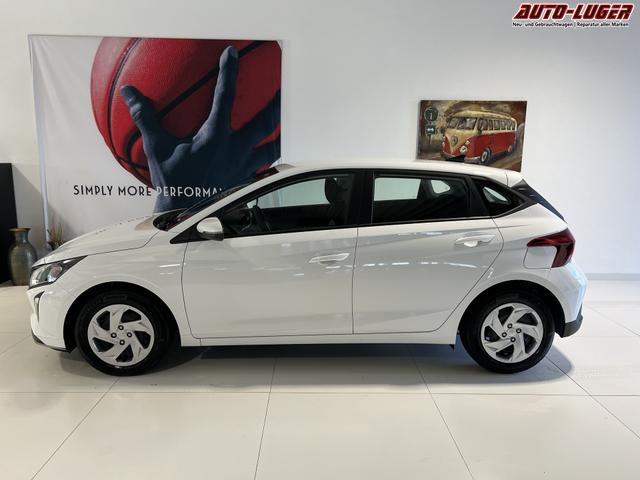 Hyundai i20 1,2 Comfort Atlas White, Beispielbilder, ggf. teilweise mit Sonderausstattung